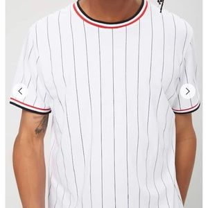 Stripped Men’s Small Varsity Baseball Tee